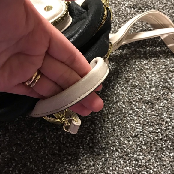 Steve Madden mini backpack and crossbody bag - Picture 3 of 10